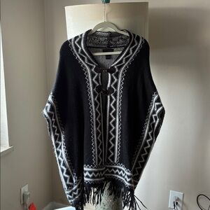 Steve Madden Patterned Poncho